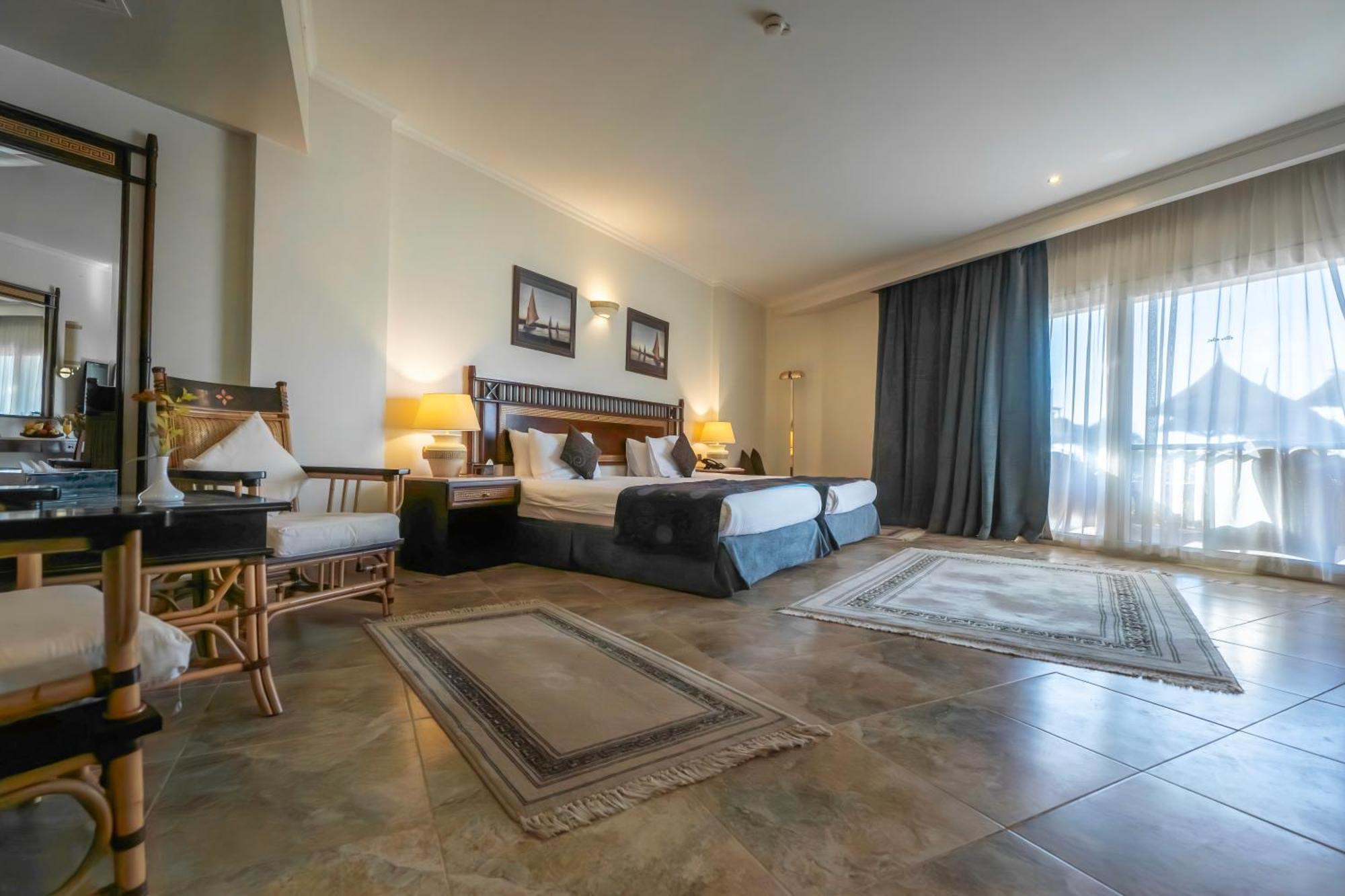 Jolie Ville Hotel & Spa Kings Island Луксор Экстерьер фото A room at the hotel