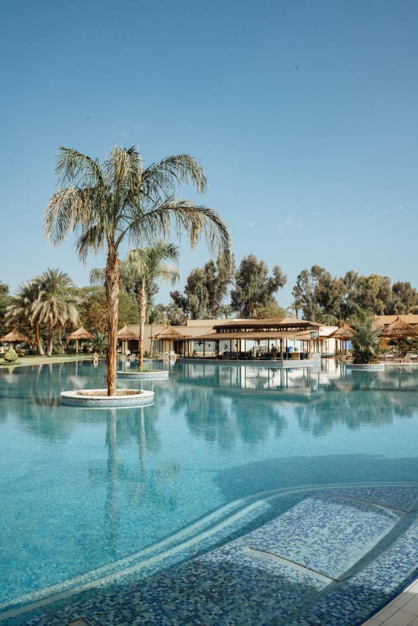 Jolie Ville Hotel & Spa Kings Island Луксор Экстерьер фото The pool at the Royal Palm Hotel