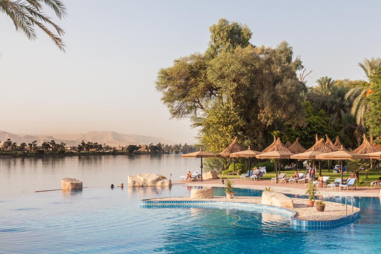 Jolie Ville Hotel & Spa Kings Island Луксор Экстерьер фото The pool at the Old Cataract Hotel